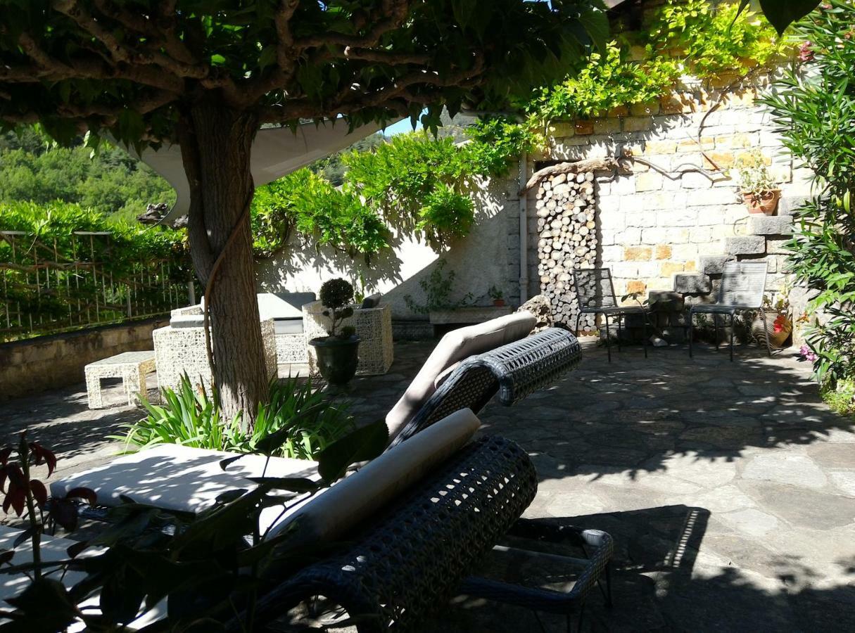 Ermitage De Peyreleau Bed & Breakfast Ngoại thất bức ảnh